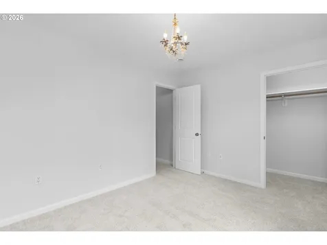 179 Rainbow Ridge Avenue Roseburg OR 97471