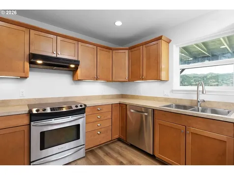 179 Rainbow Ridge Avenue Roseburg OR 97471