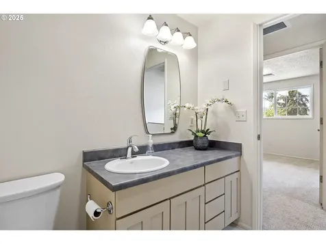3835 Onyx Street Eugene OR 97405
