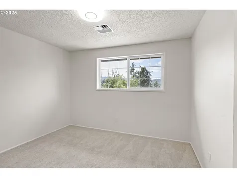 3835 Onyx Street Eugene OR 97405