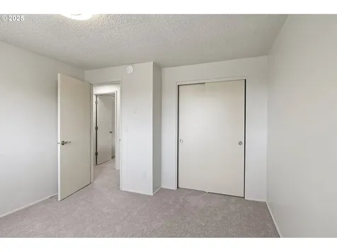 3835 Onyx Street Eugene OR 97405