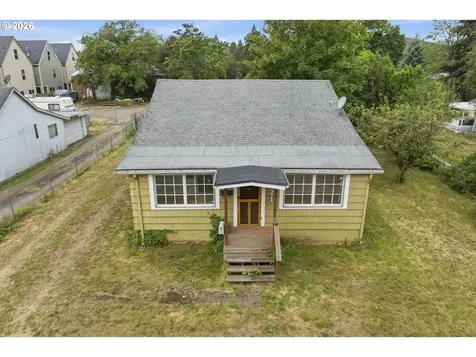 2121 SE 89th Avenue Portland OR 97216