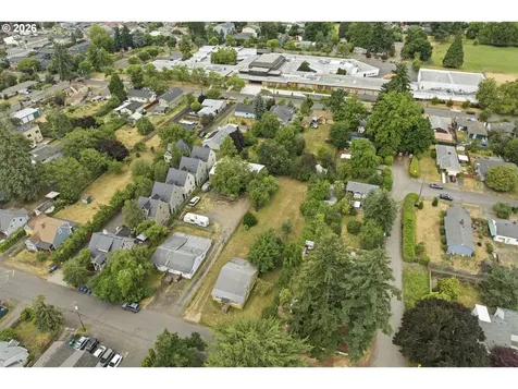 2121 SE 89th Avenue Portland OR 97216