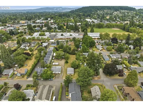 2121 SE 89th Avenue Portland OR 97216
