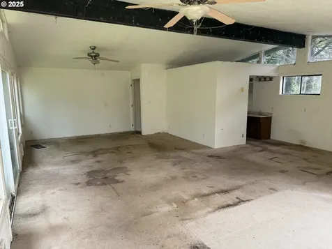 28315 Mateer Road Gold Beach OR 97444