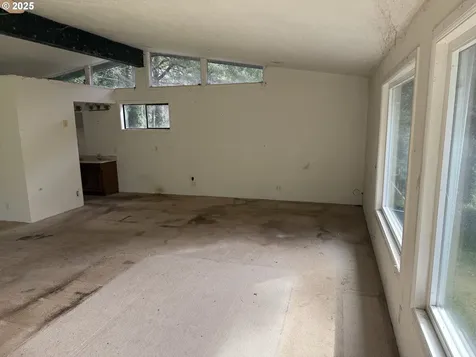 28315 Mateer Road Gold Beach OR 97444