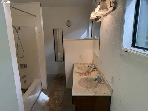 28315 Mateer Road Gold Beach OR 97444