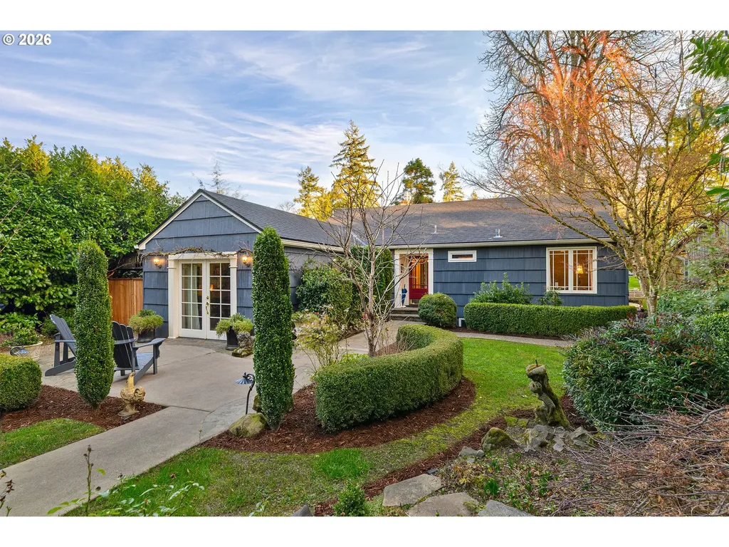 17332 Lake Haven Drive Lake Oswego OR 97035