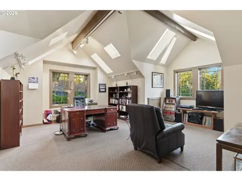 17332 Lake Haven Drive Lake Oswego OR 97035