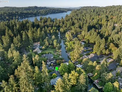 17332 Lake Haven Drive Lake Oswego OR 97035