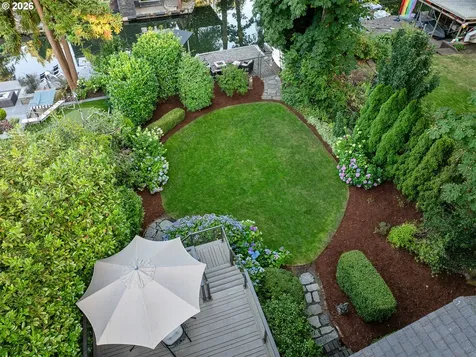 17332 Lake Haven Drive Lake Oswego OR 97035