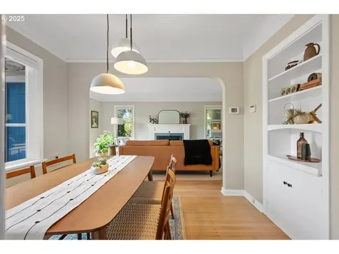 2115 NE Junior Street Portland OR 97211