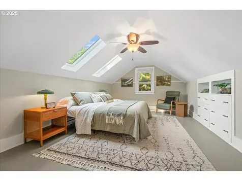 2115 NE Junior Street Portland OR 97211