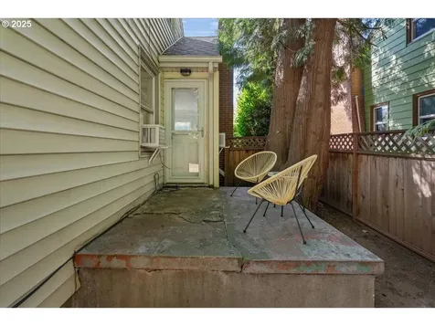 2115 NE Junior Street Portland OR 97211
