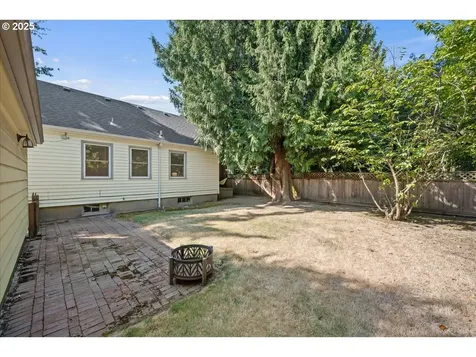 2115 NE Junior Street Portland OR 97211