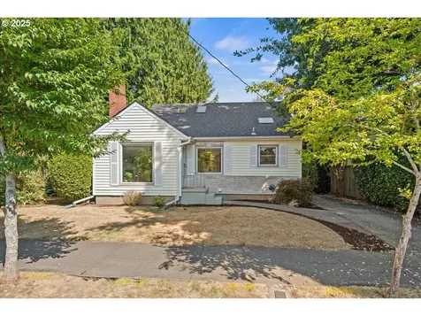 2115 NE Junior Street Portland OR 97211