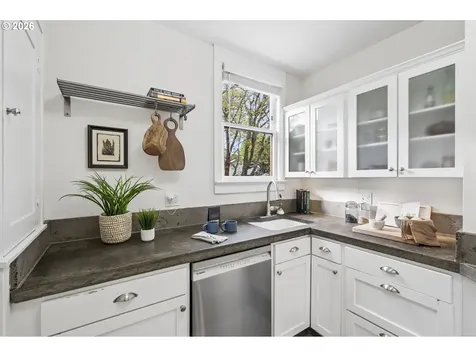 1426 SE Harrison Street Portland OR 97214