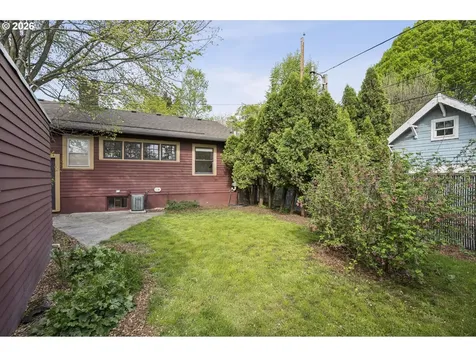 1426 SE Harrison Street Portland OR 97214