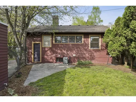 1426 SE Harrison Street Portland OR 97214