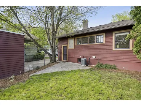 1426 SE Harrison Street Portland OR 97214