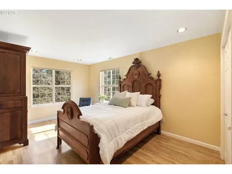 4050 Sylvester Drive Hood River OR 97031