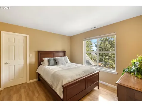 4050 Sylvester Drive Hood River OR 97031