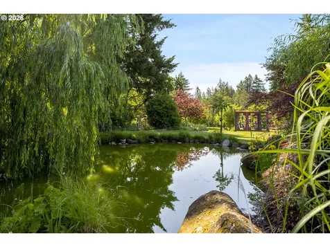 4050 Sylvester Drive Hood River OR 97031