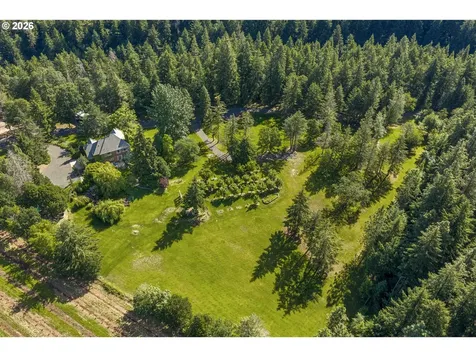 4050 Sylvester Drive Hood River OR 97031