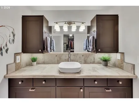 16431 NW Charlais Street Beaverton OR 97006