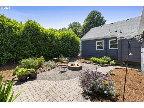 7936 N Chautauqua Boulevard Portland OR 97217