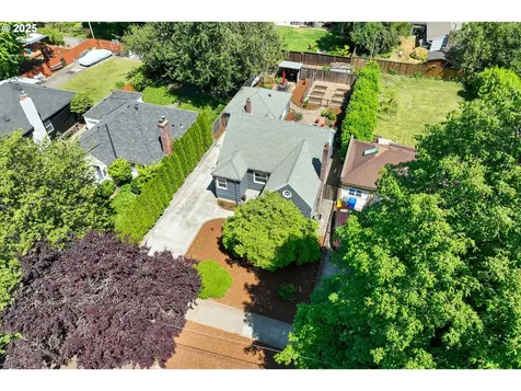 7936 N Chautauqua Boulevard Portland OR 97217