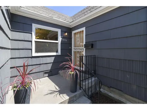7936 N Chautauqua Boulevard Portland OR 97217