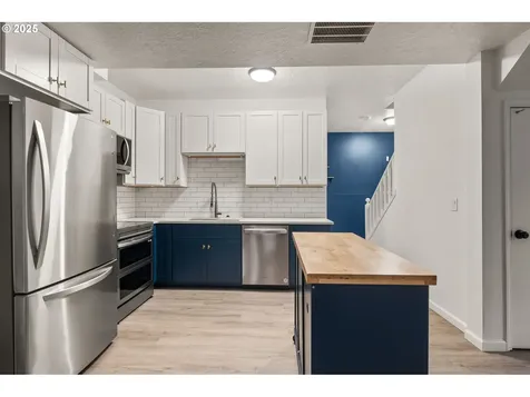 7820 SE 114th Avenue Portland OR 97266
