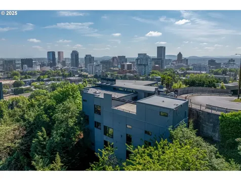 1551 SW Upper Hall Street Portland OR 97201