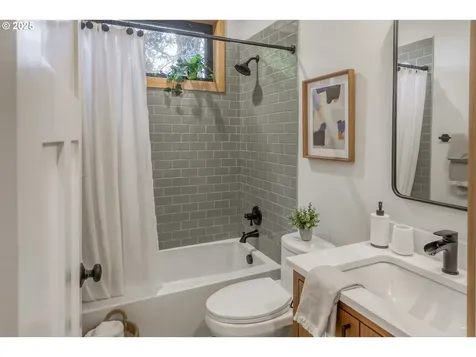 33 Fairway Drive White Salmon WA 98672