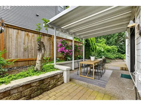 16375 NW Graf Street Portland OR 97229