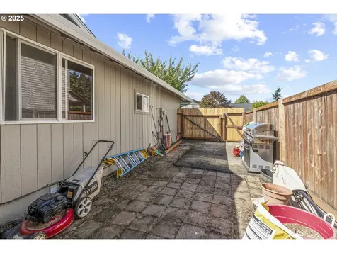 122 Mission Road Kelso WA 98626