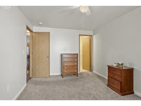 122 Mission Road Kelso WA 98626