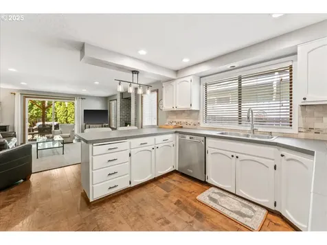 17349 SW Rivendell Drive Portland OR 97224