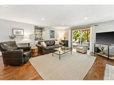 17349 SW Rivendell Drive Portland OR 97224