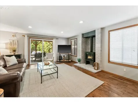 17349 SW Rivendell Drive Portland OR 97224