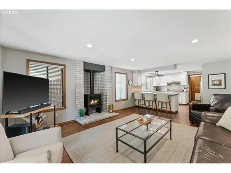 17349 SW Rivendell Drive Portland OR 97224