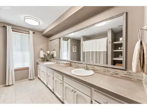 17349 SW Rivendell Drive Portland OR 97224
