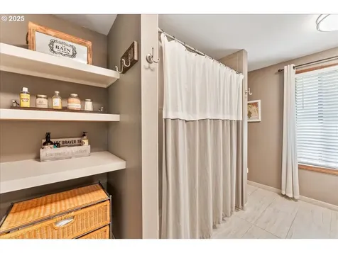17349 SW Rivendell Drive Portland OR 97224