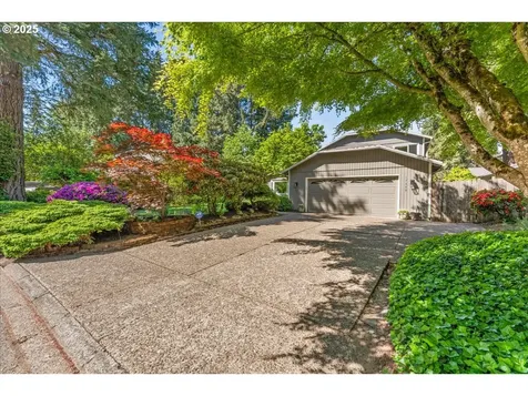 17349 SW Rivendell Drive Portland OR 97224