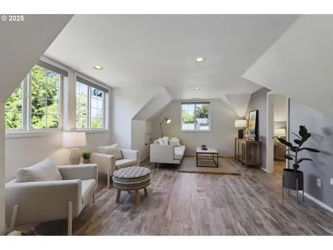 3840 NW Loy Court Portland OR 97229