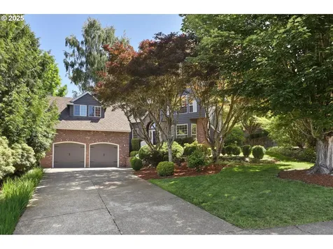 3840 NW Loy Court Portland OR 97229