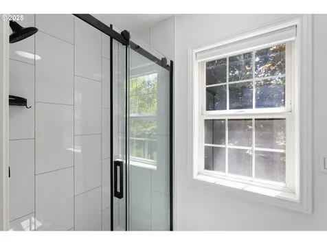 3840 NW Loy Court Portland OR 97229