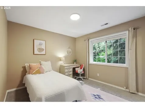 3840 NW Loy Court Portland OR 97229