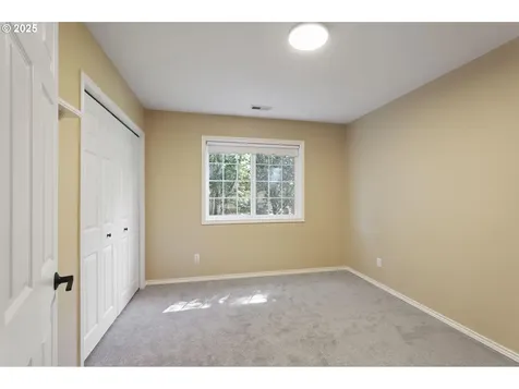 3840 NW Loy Court Portland OR 97229